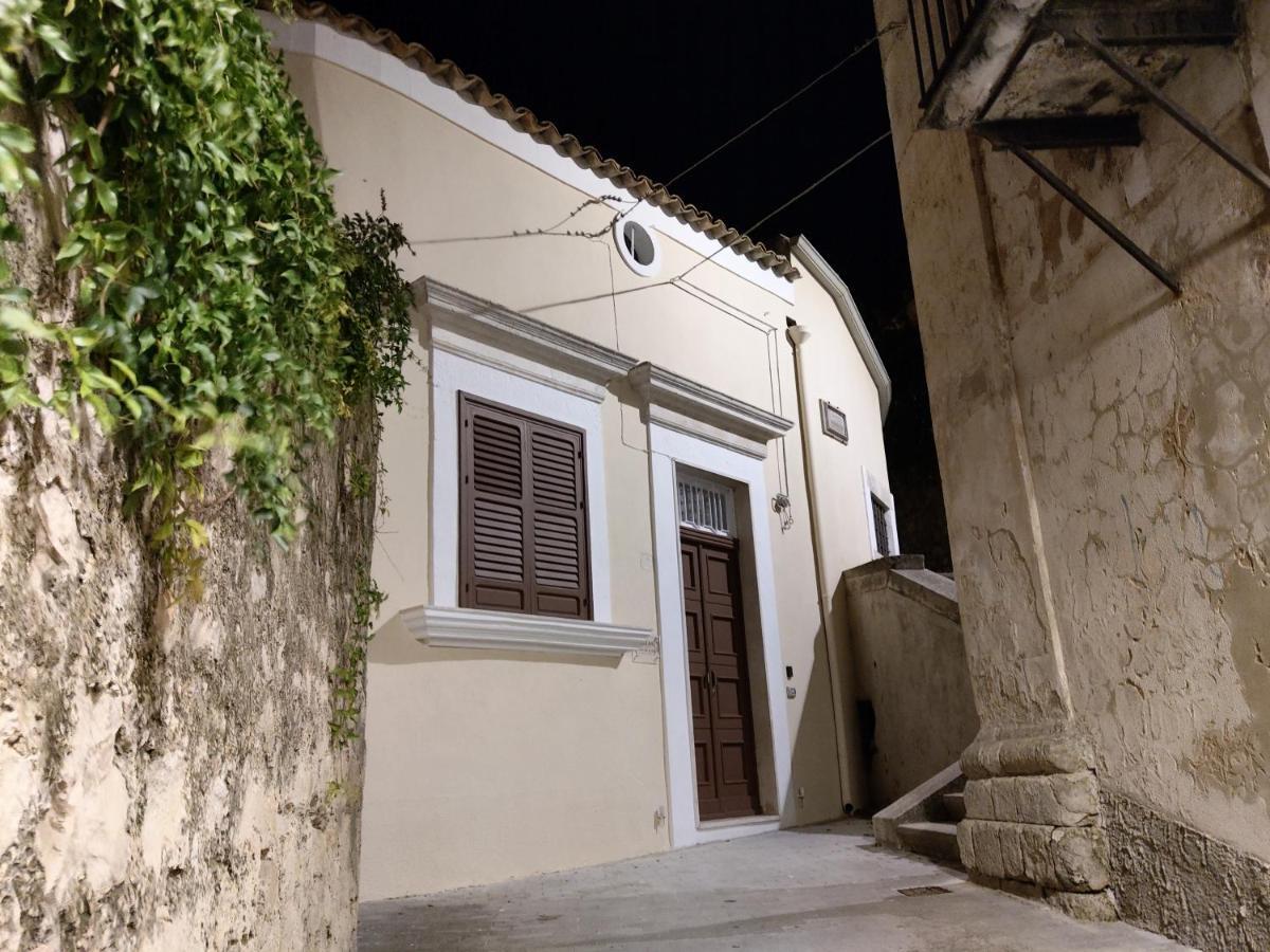 Casa Mavi Limite Delle Due Matrici Villa Modica Exteriör bild